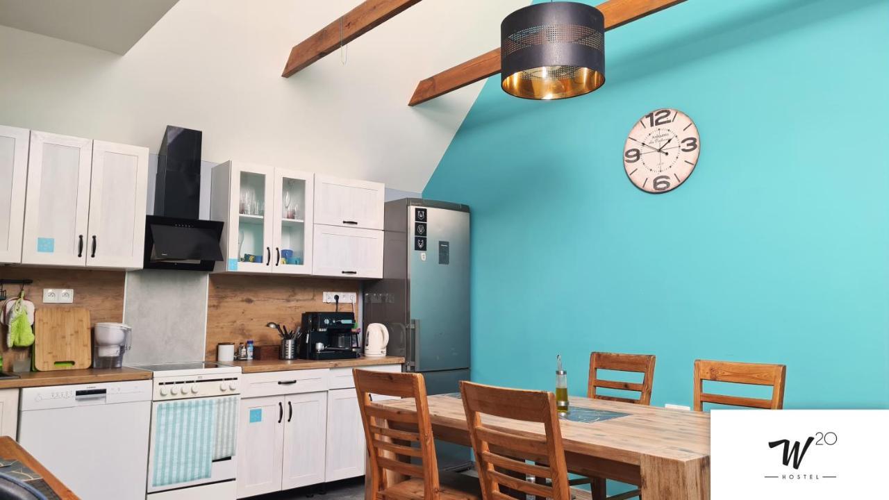 W20 Hostel Goledzinow ภายนอก รูปภาพ