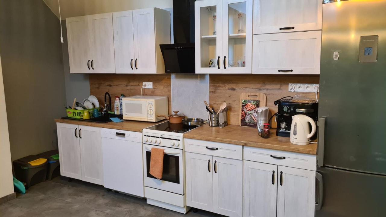 W20 Hostel Goledzinow ภายนอก รูปภาพ