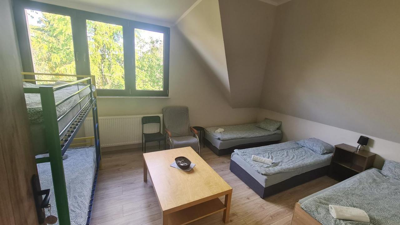 W20 Hostel Goledzinow ภายนอก รูปภาพ