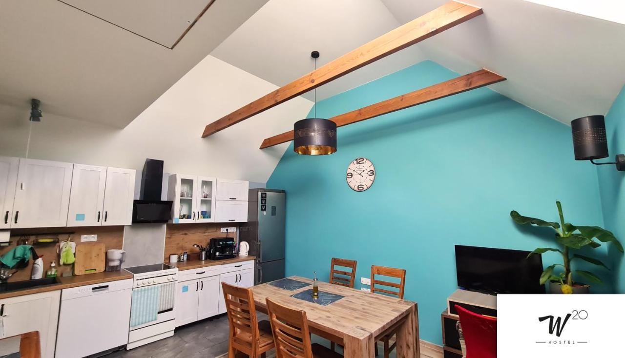 W20 Hostel Goledzinow ภายนอก รูปภาพ